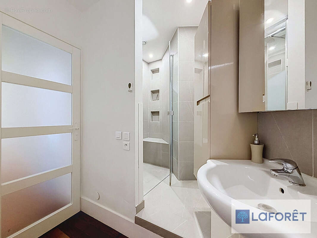 Appartement à VERSAILLES