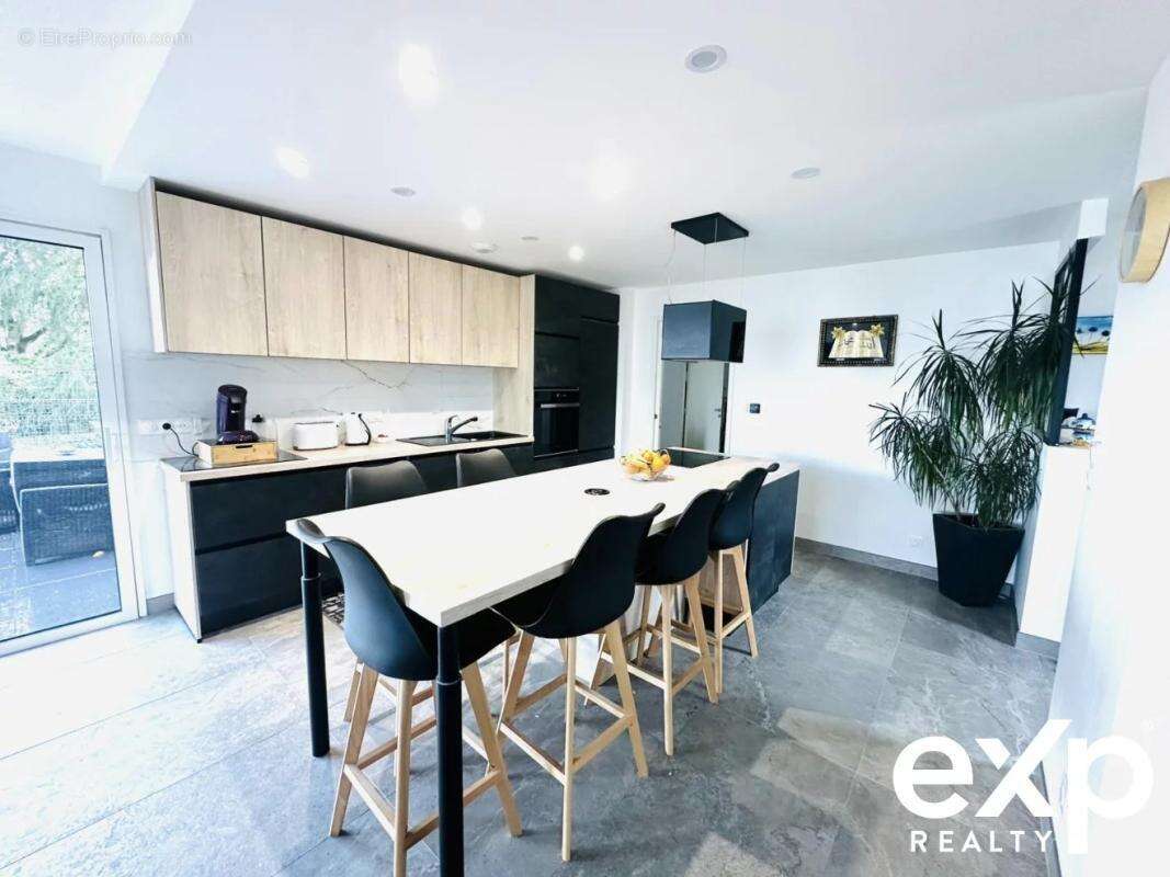 Maison à LA MEZIERE