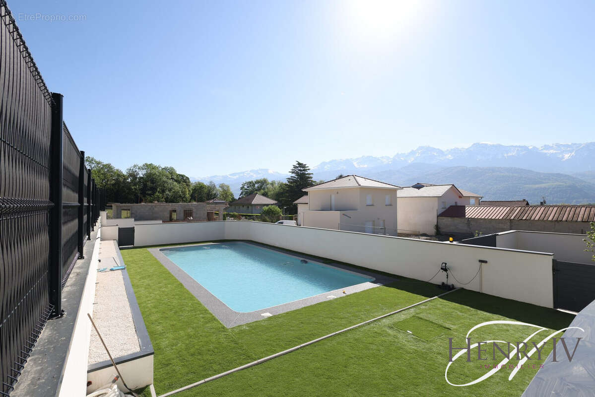 Appartement à MONTBONNOT-SAINT-MARTIN