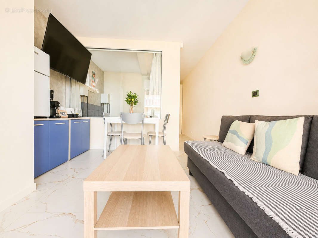 Appartement à ROQUEBRUNE-CAP-MARTIN