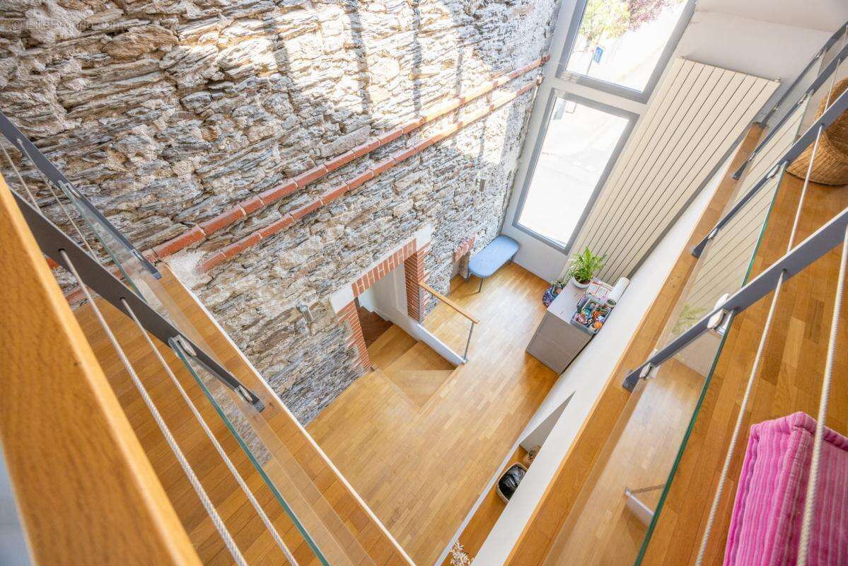 Maison de caractère de 222m2 - photo 5
