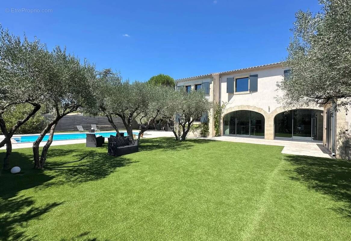 Maison à SAINT-MAXIMIN