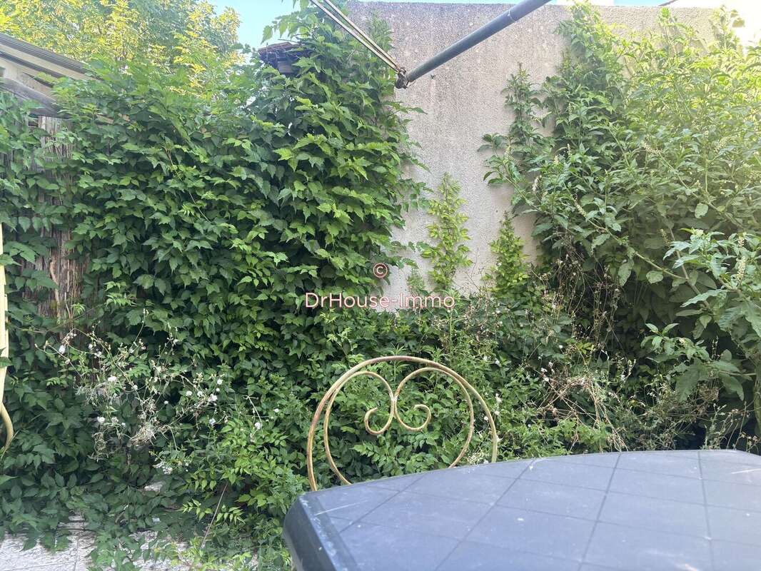 Maison 70 m² à Marignane  - photo 4
