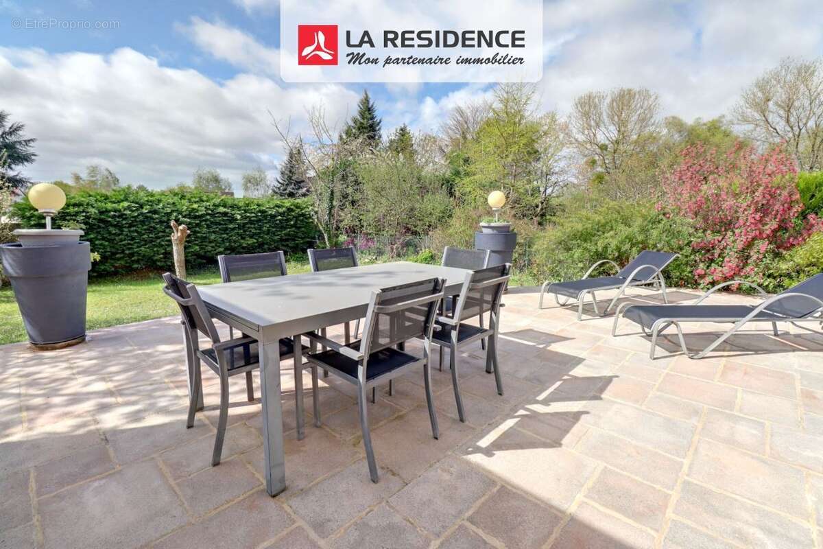 Maison à VILLIERS-SAINT-FREDERIC