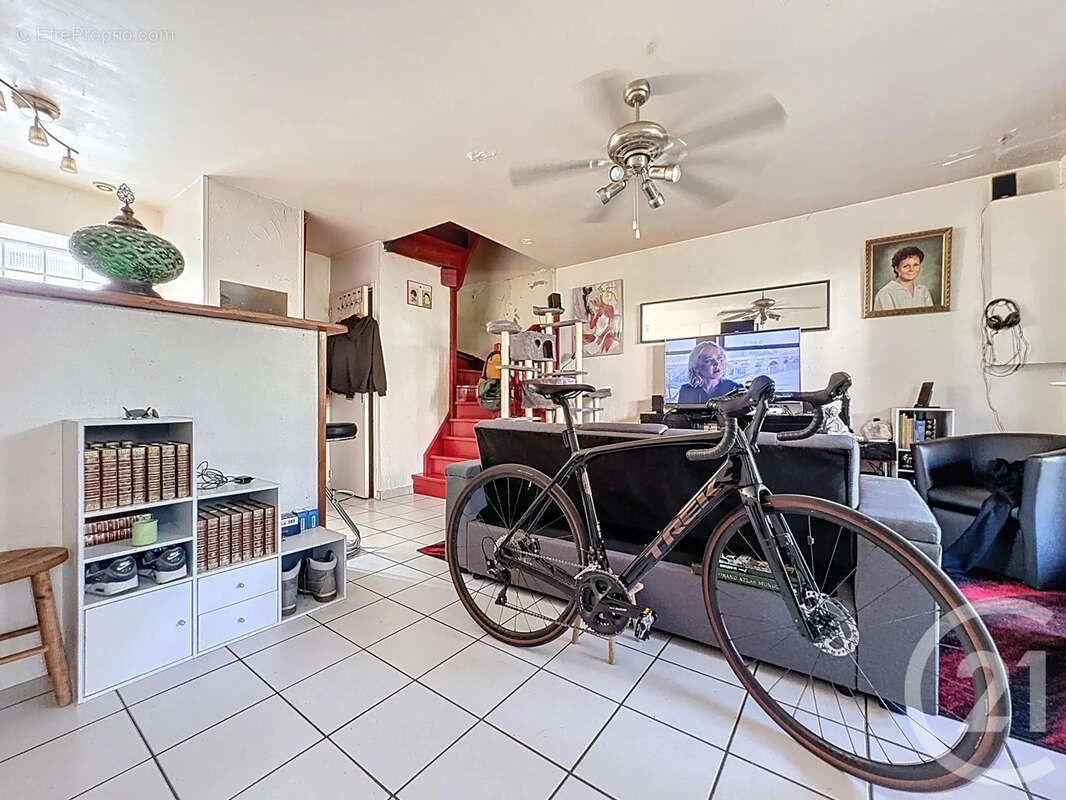 Appartement à SAINTE-SAVINE