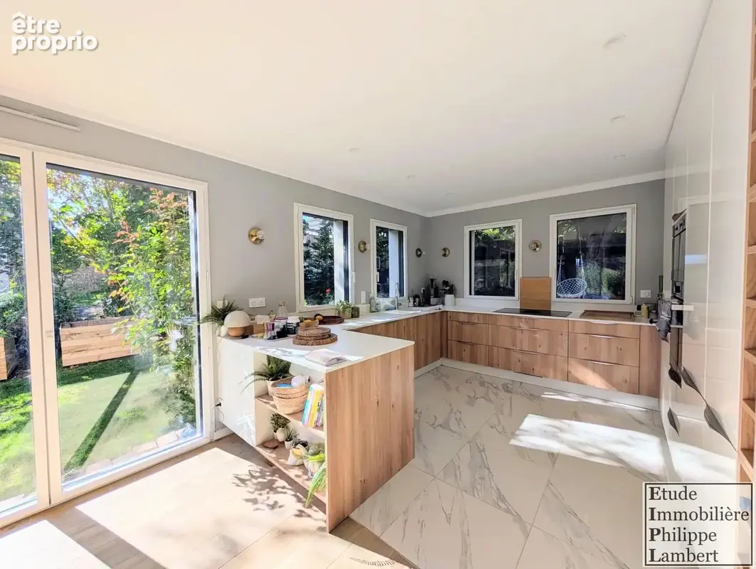 Maison contemporaine F6 en parfait état - photo 4