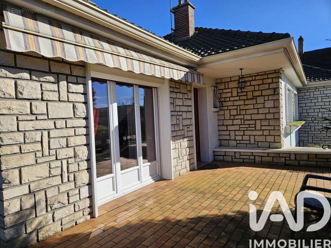 Photo 5 - Maison à VILLENEUVE-SUR-YONNE