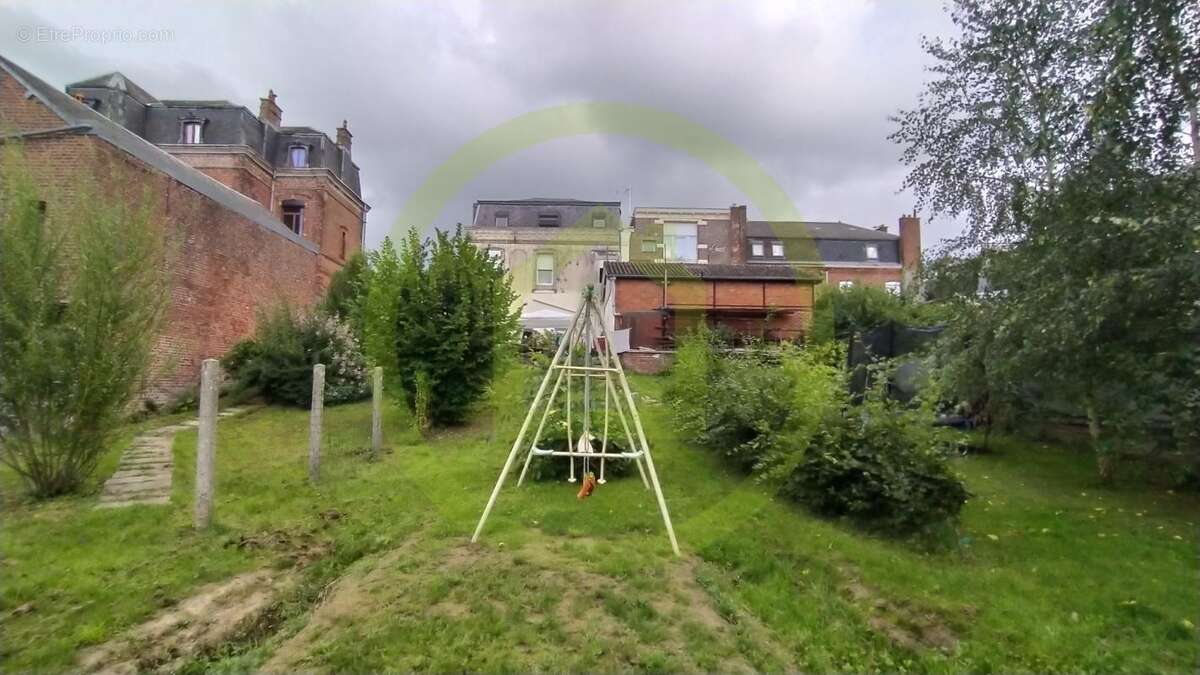 Appartement à FOURMIES