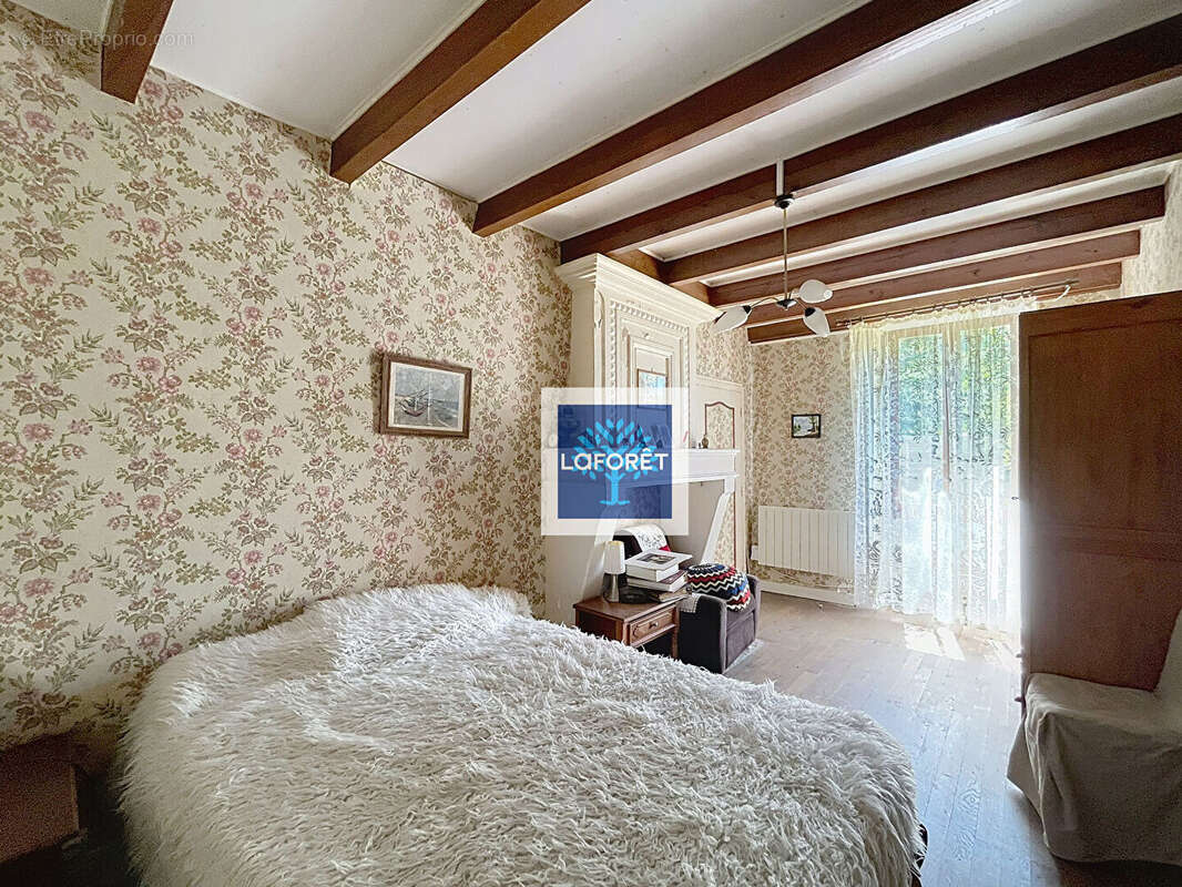 Maison à CHEVANCEAUX