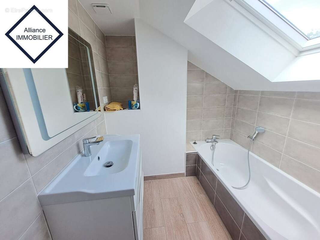 Maison à MONTAUBAN-DE-BRETAGNE