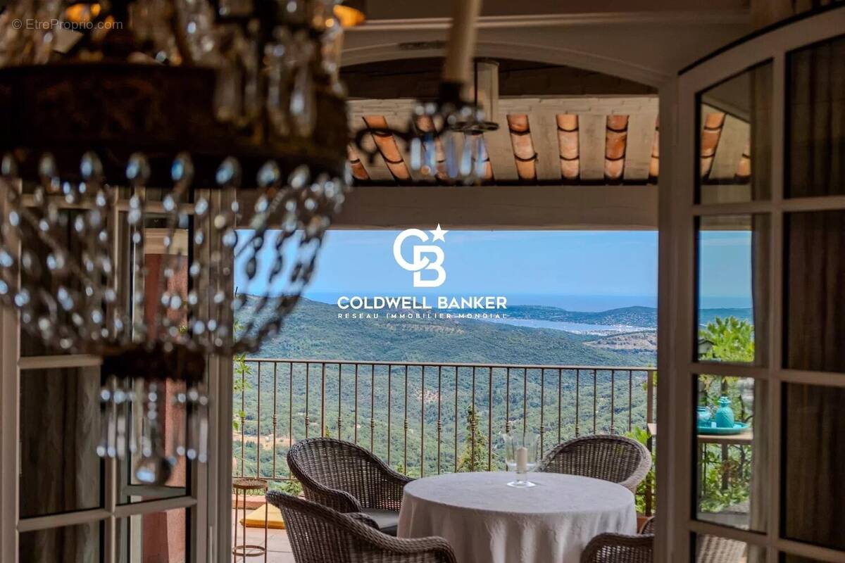 Confort, vue & authenticité et seulement 25 minutes de ST TROPEZ - photo 3