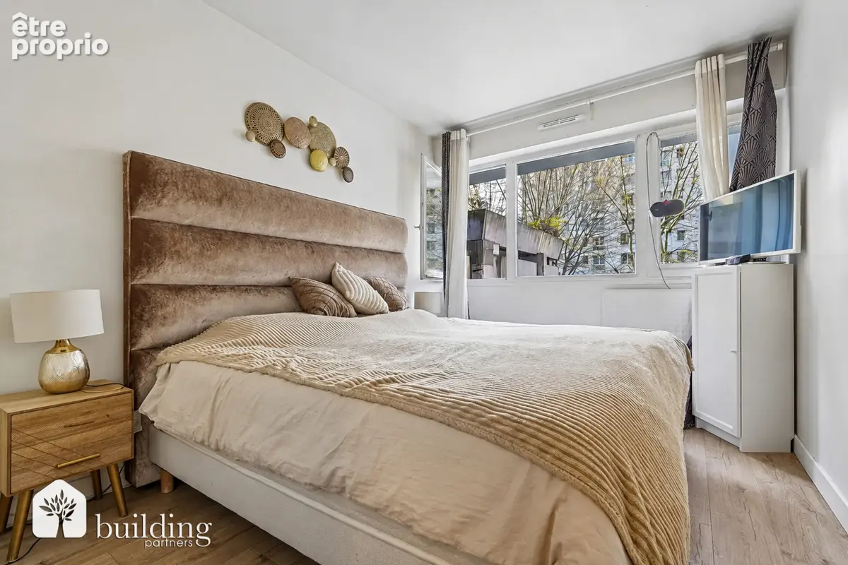 Levallois Perret  - Proche Paris - Appartement 3 pièces de 65.88 m2 + 2.46 de loggia - photo 5