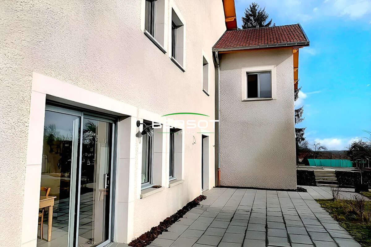Maison à VALDAHON