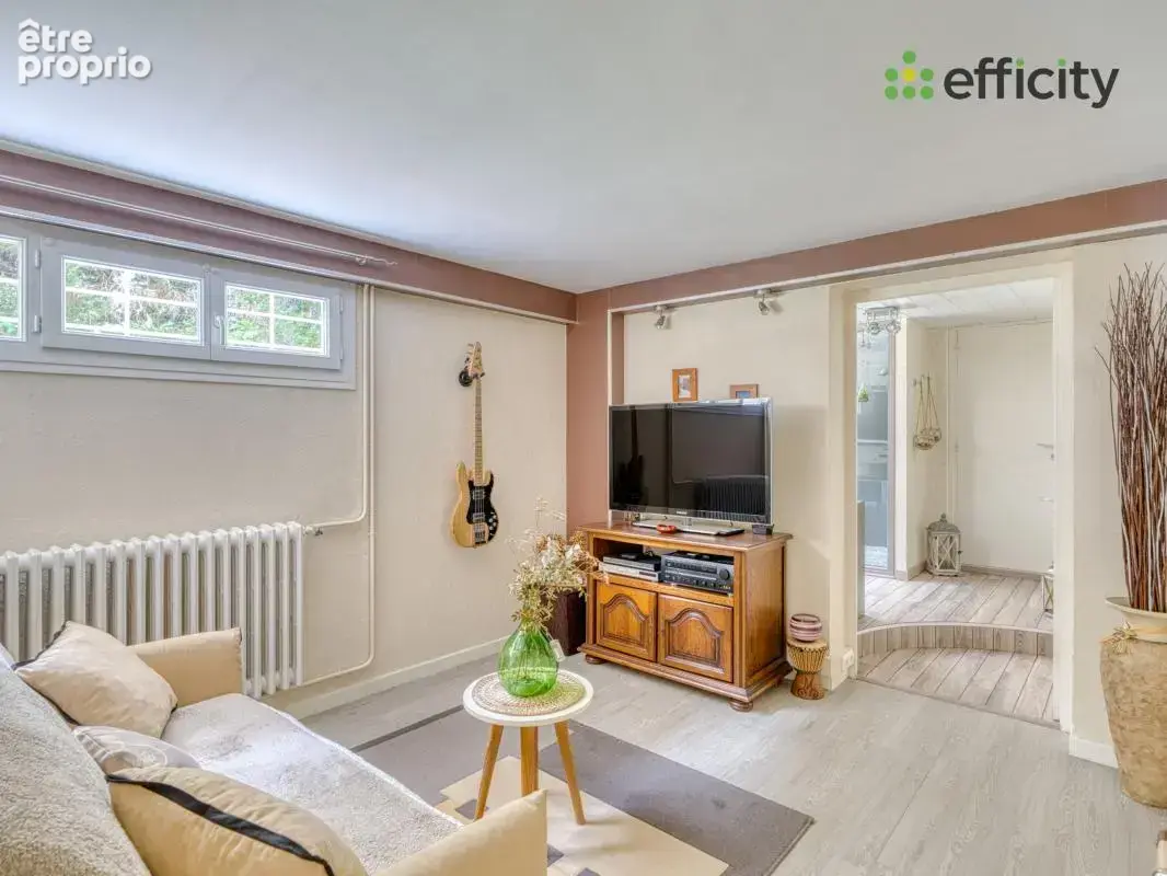 Maison 9 pièces 205 m² à vendre à Chavanoz (38230) - photo 17