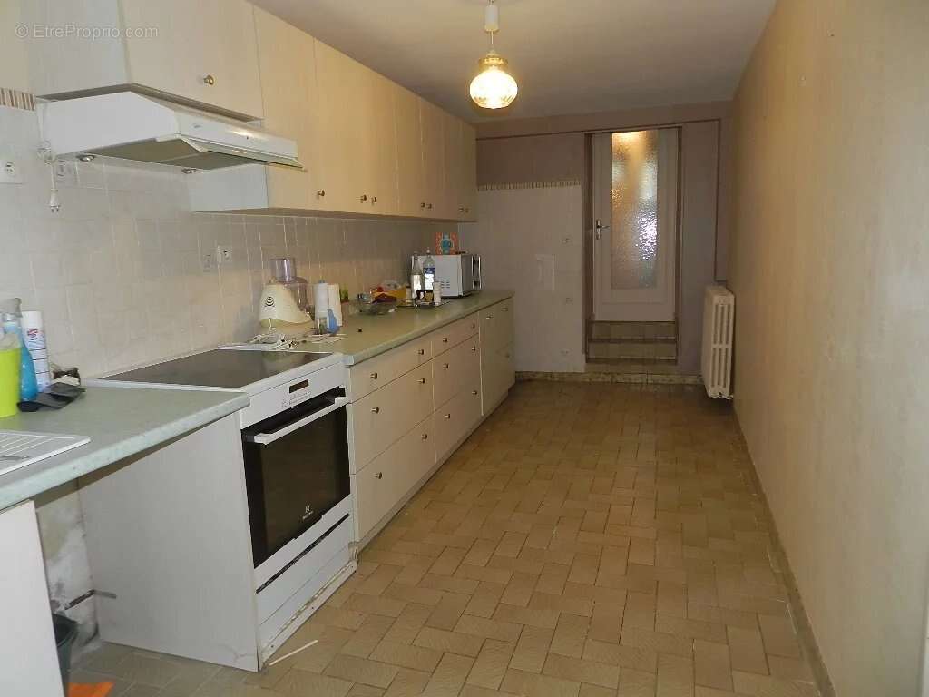 Maison à SAINT-PIERRE-SUR-DIVES