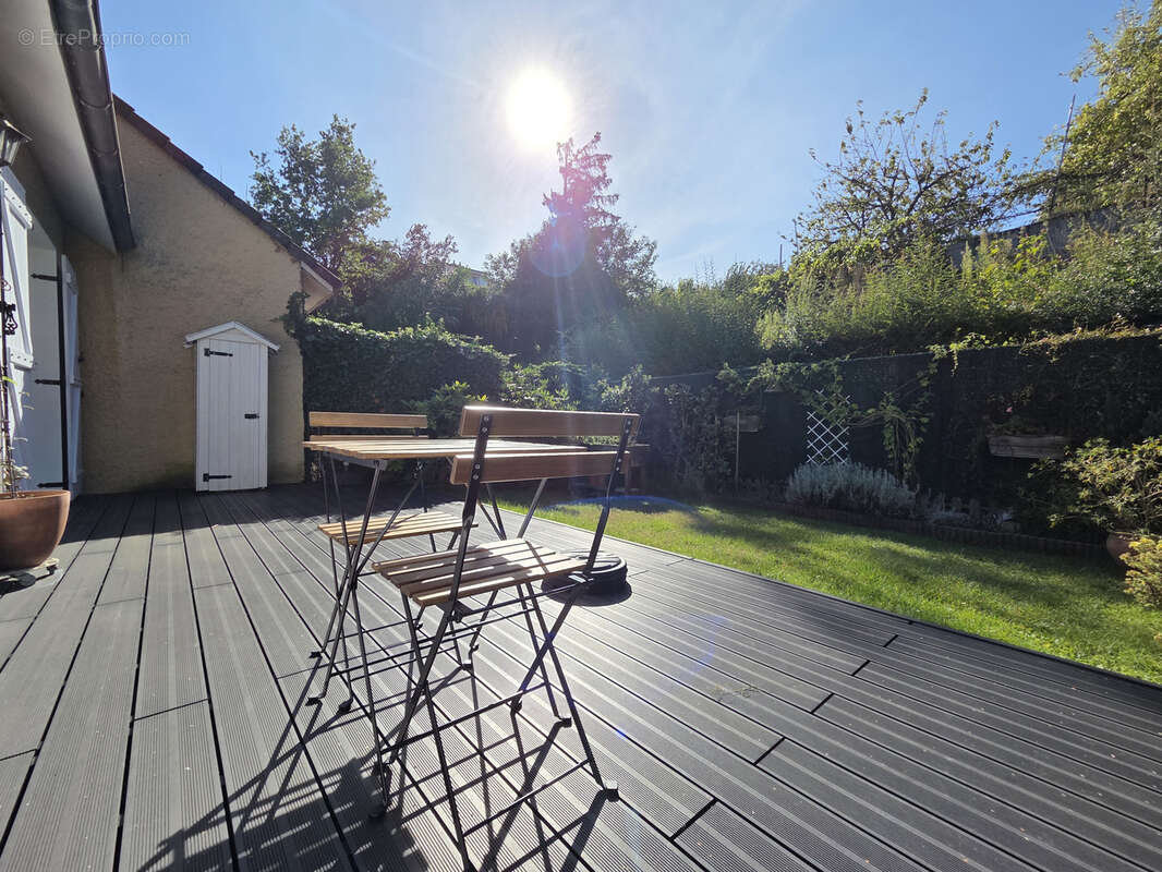 Maison à MARLY-LA-VILLE