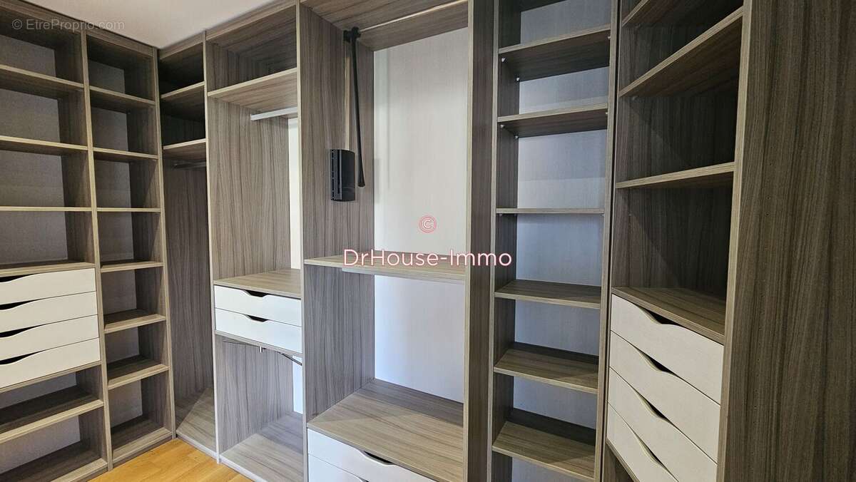 Maison à SAVIGNE-L'EVEQUE