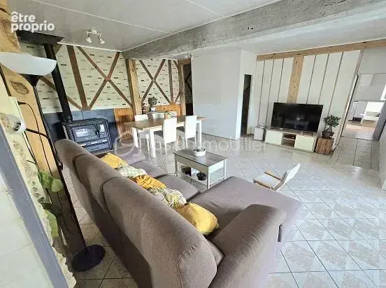 Maison de 191 m2 sur un terrain de 964 m2 5 chambres et piscine !!! - photo 8