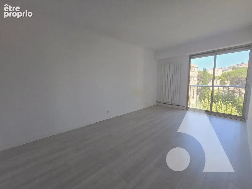 Saint-Raphaël  4 p - 104,65 m²  carrez-  Beaux volumes, lumineux, CV à pied - photo 12