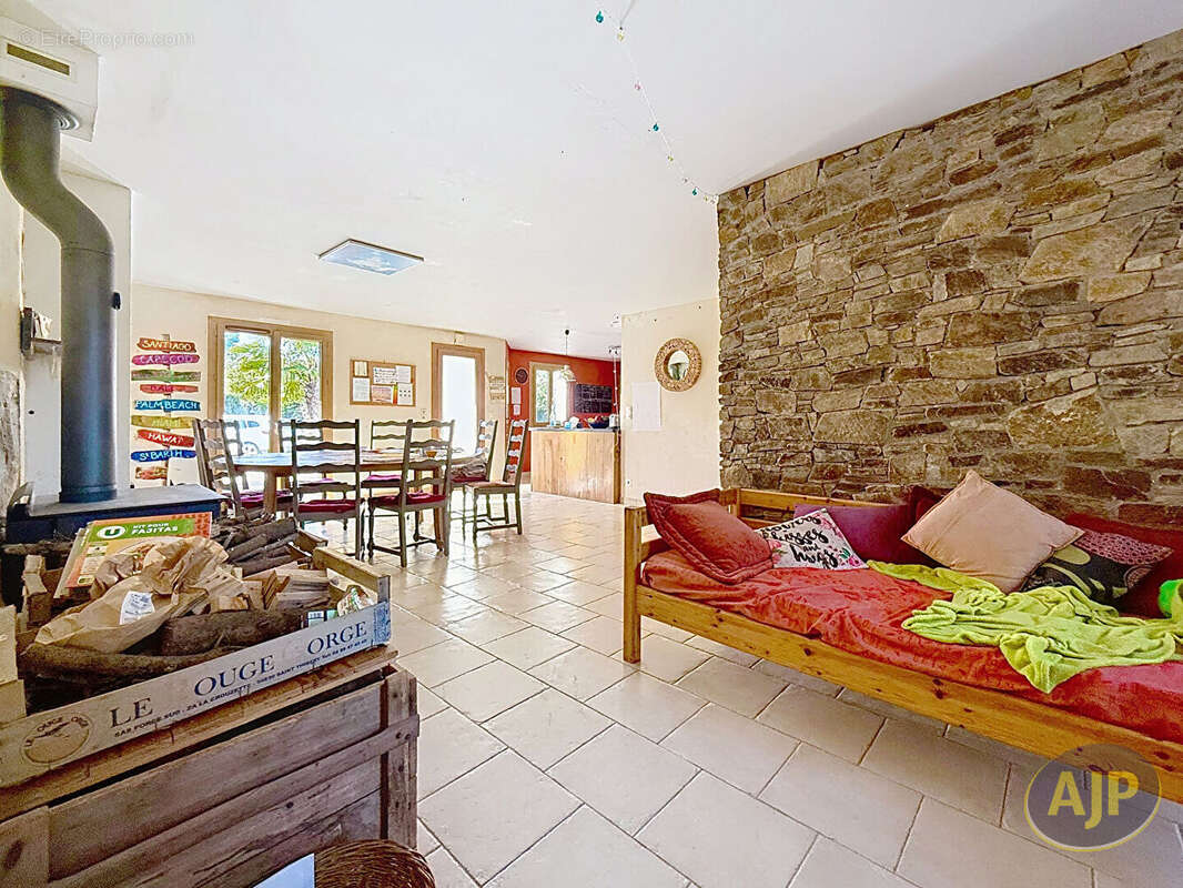 Maison Sainte-Pazanne 165 m2 - photo 4