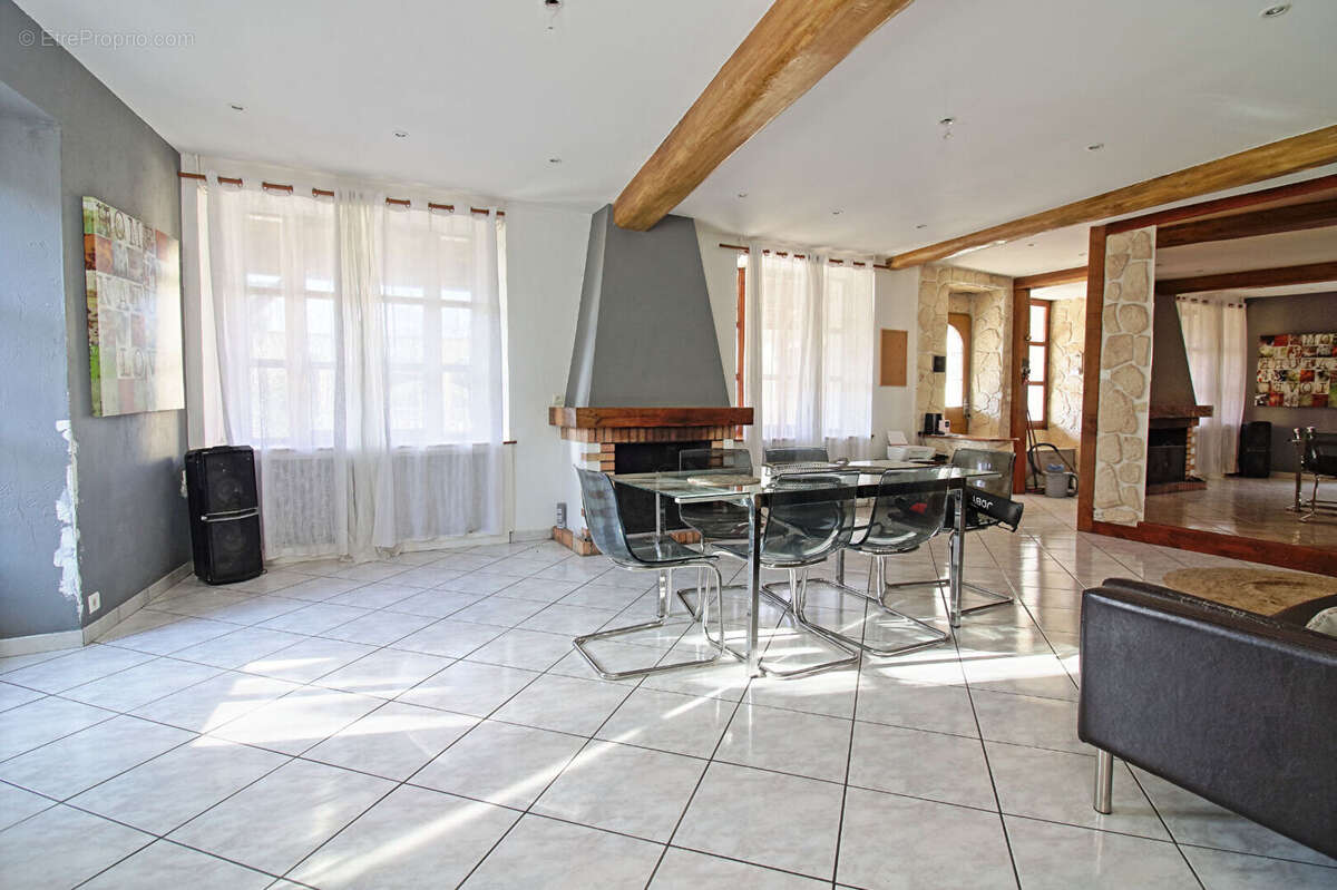 Maison à LA COTE-SAINT-ANDRE