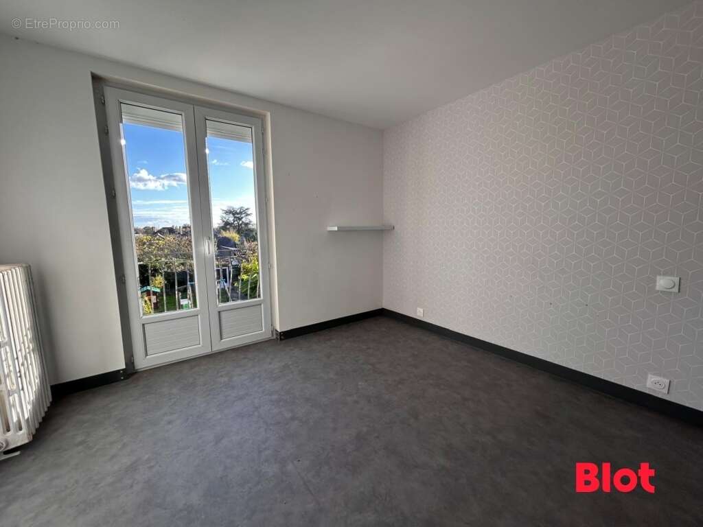 Maison à SAINT-AUBIN-DU-CORMIER