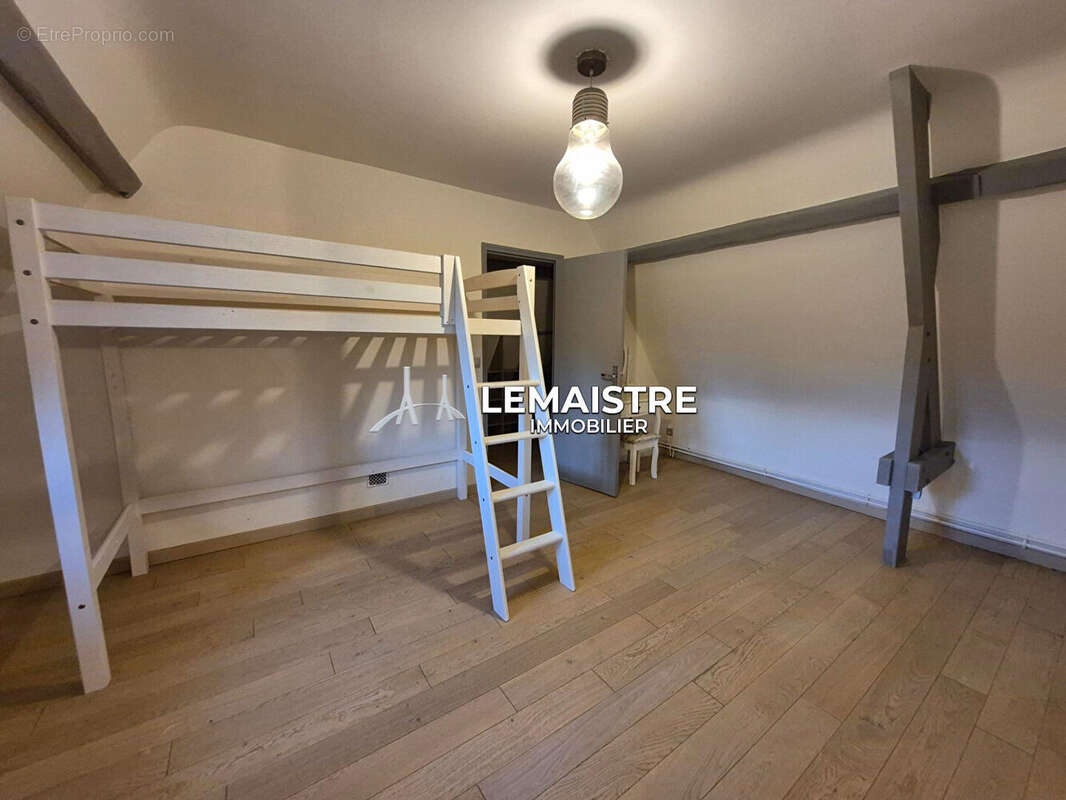 Maison à MONTIVILLIERS