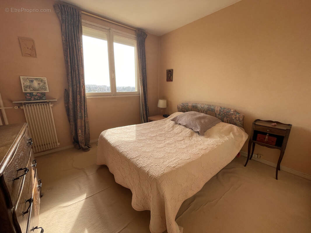 Appartement à SAINT-ANDRE-LES-VERGERS