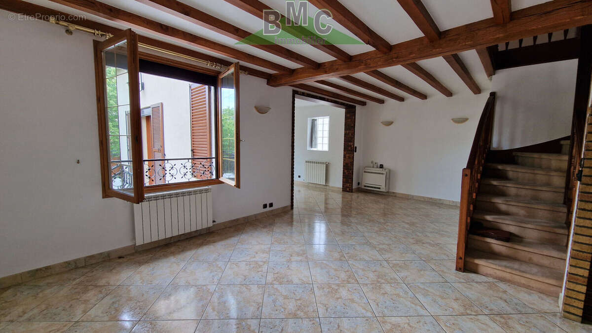 Maison à LE PLESSIS-BOUCHARD