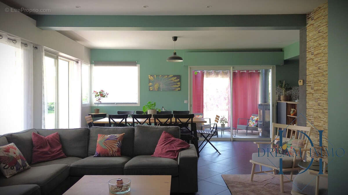 Maison à RIVIERE-SAAS-ET-GOURBY