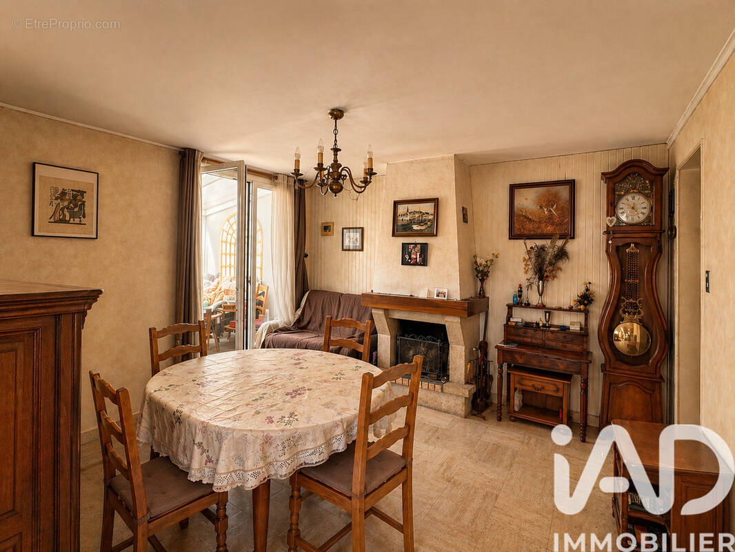 Photo 1 - Maison à CHOISY-LE-ROI
