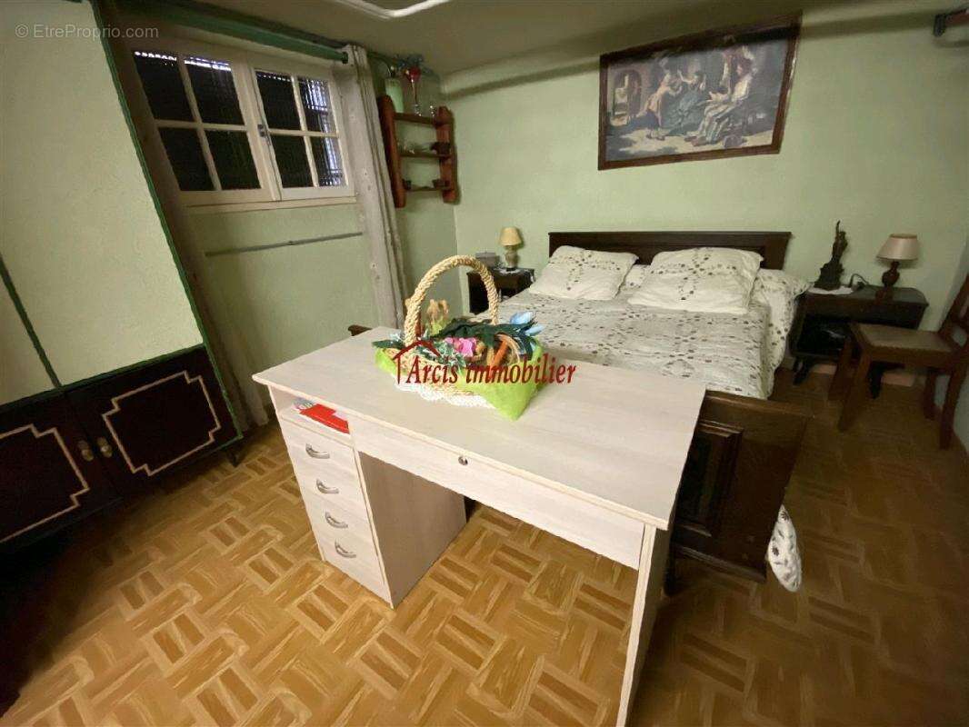 Maison à MAILLY-LE-CAMP