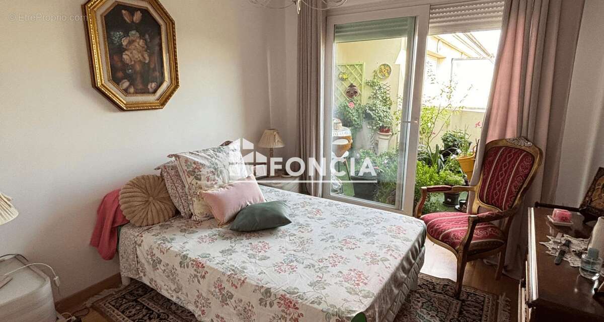 Appartement T3 en résidence seniors sécurisée - photo 6