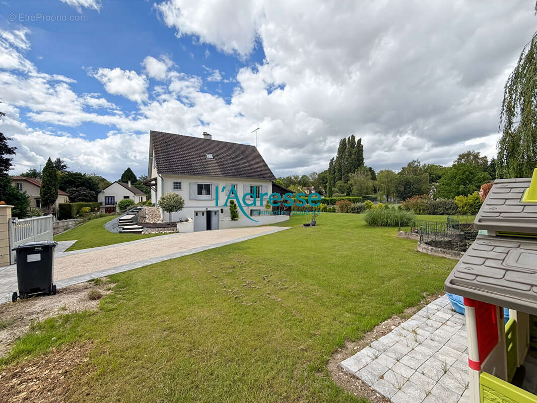 Maison à SERAINCOURT