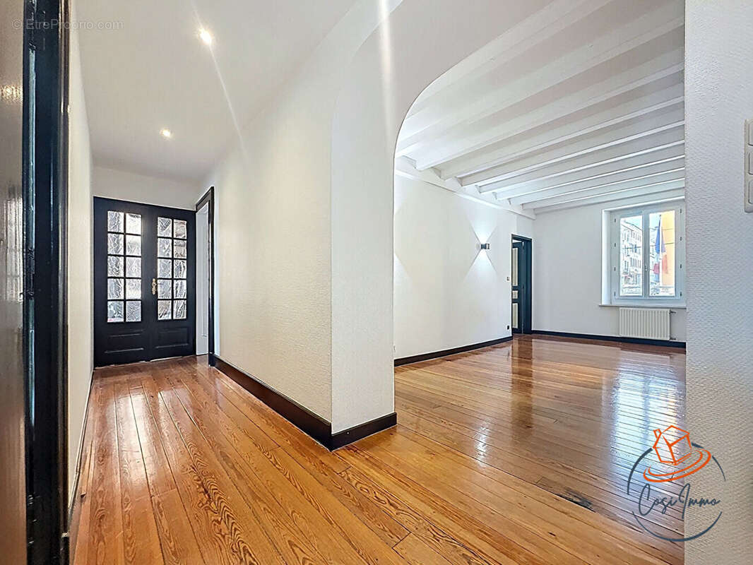 Appartement à BELLEGARDE-SUR-VALSERINE