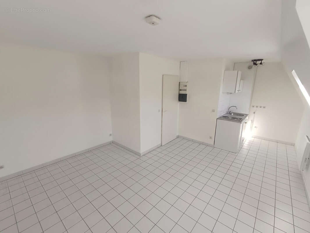 Studio proche Centre-ville Amiens - photo 3