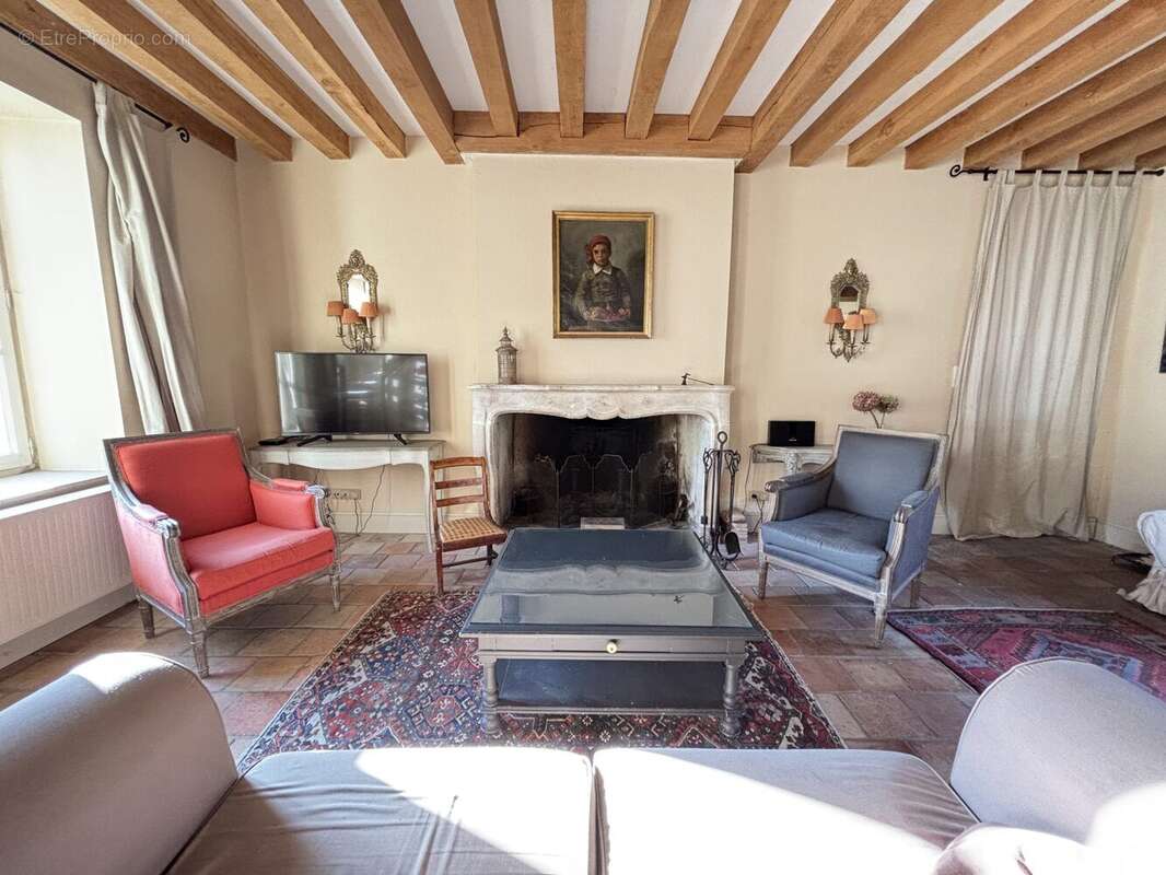 Maison à COMPIEGNE