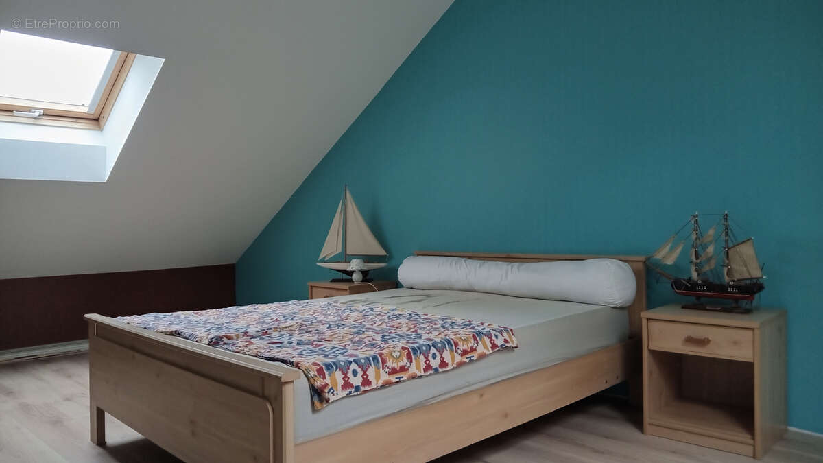 Maison 107 m² à Saint-Priest-Les-Fougeres  - photo 8