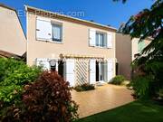 Maison à SAINT-PIERRE-DU-PERRAY