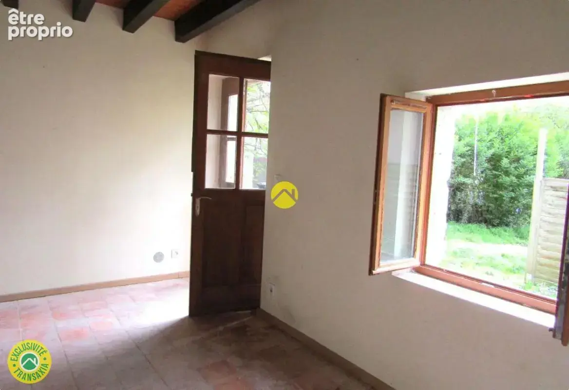 Maison + dépendance troglodyte - photo 10