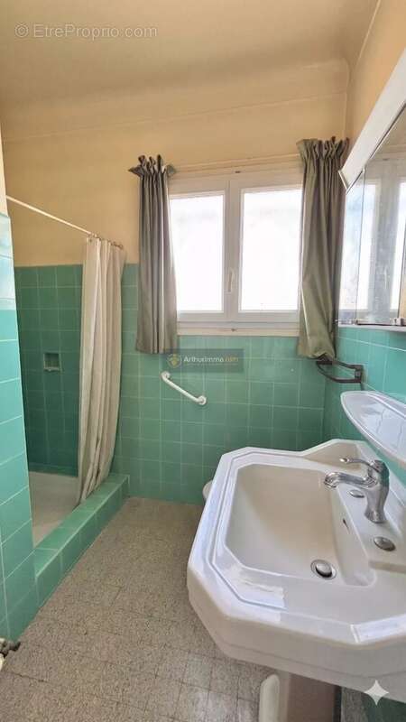 Villa vue mer de 126 m² avec fort potentiel - photo 15