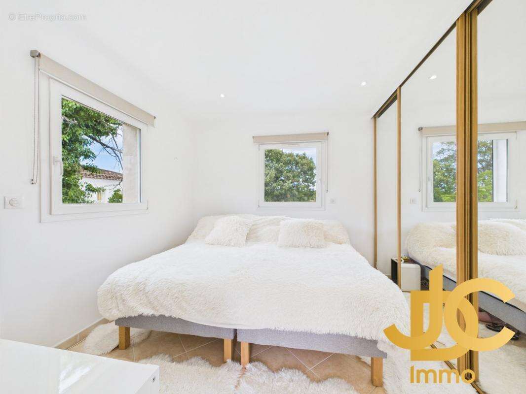 Maison à SAINT-RAPHAEL