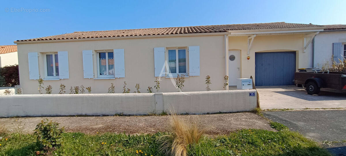 Maison à PORT-DES-BARQUES