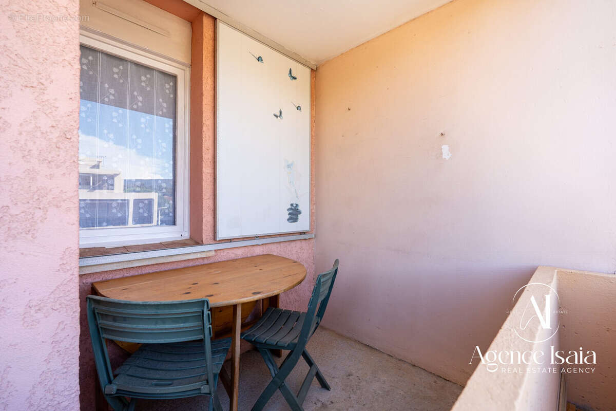 Appartement à BORMES-LES-MIMOSAS