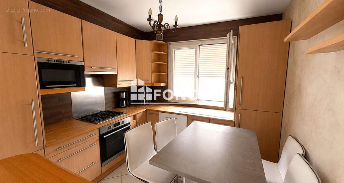 Maison individuelle avec piscine – Le Thillay - photo 5