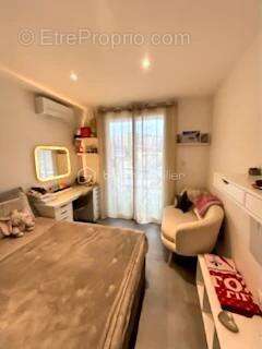 Appartement spacieux avec deux balcons au cœur de la ville ! - photo 18