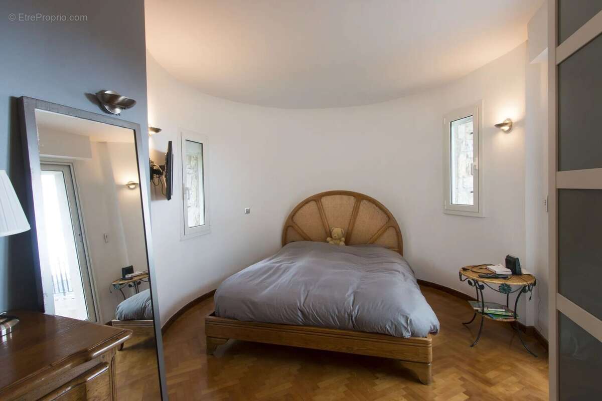 Maison à TOURRETTE-LEVENS