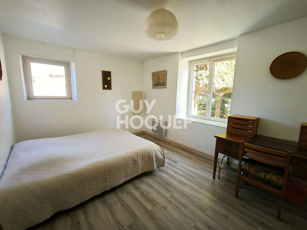 Maison à SAINT-GUINOUX