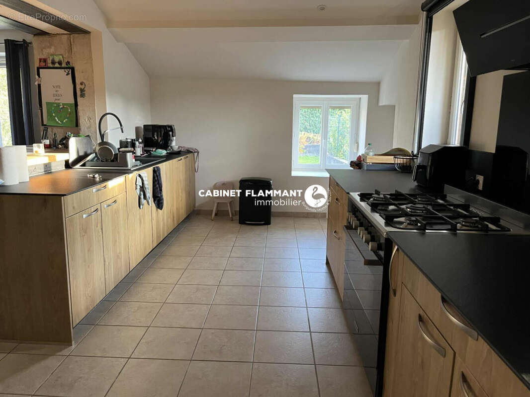 Maison à MONTIGNY-MONTFORT