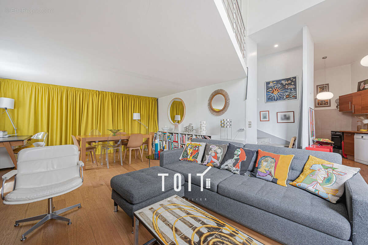 Appartement à PARIS-14E